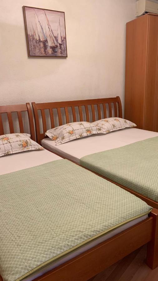 Guest House Nuhii Ulcinj Buitenkant foto