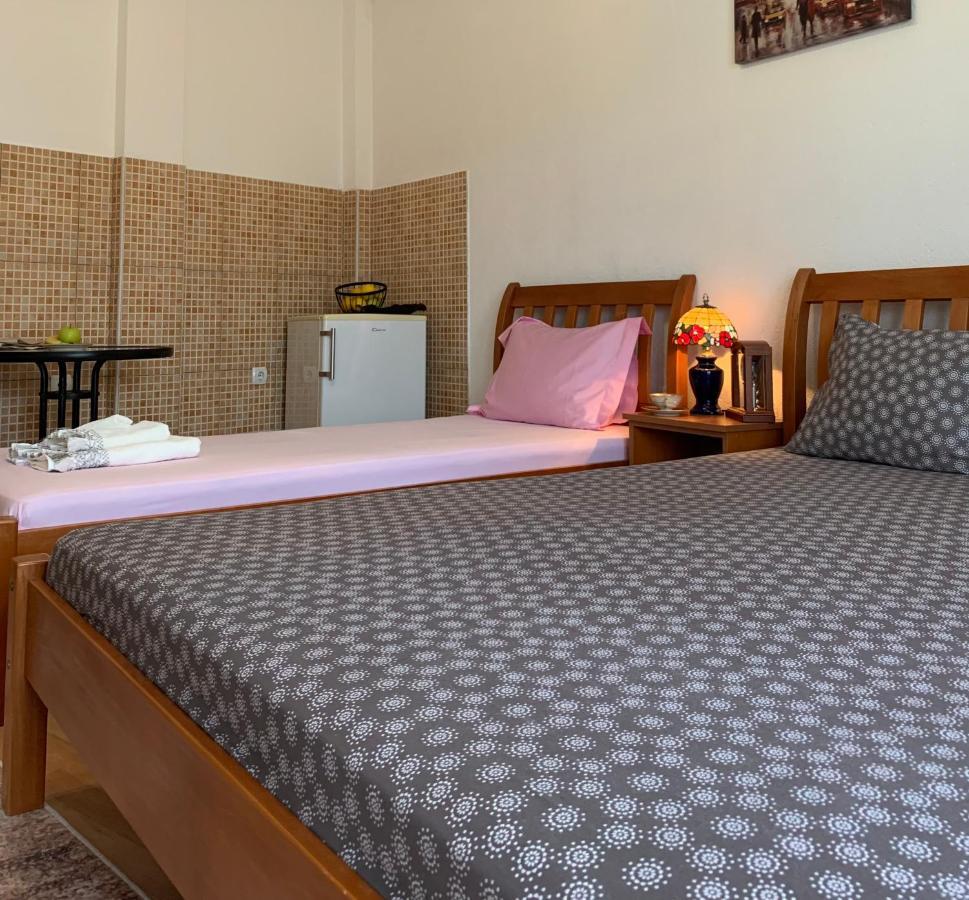 Guest House Nuhii Ulcinj Buitenkant foto