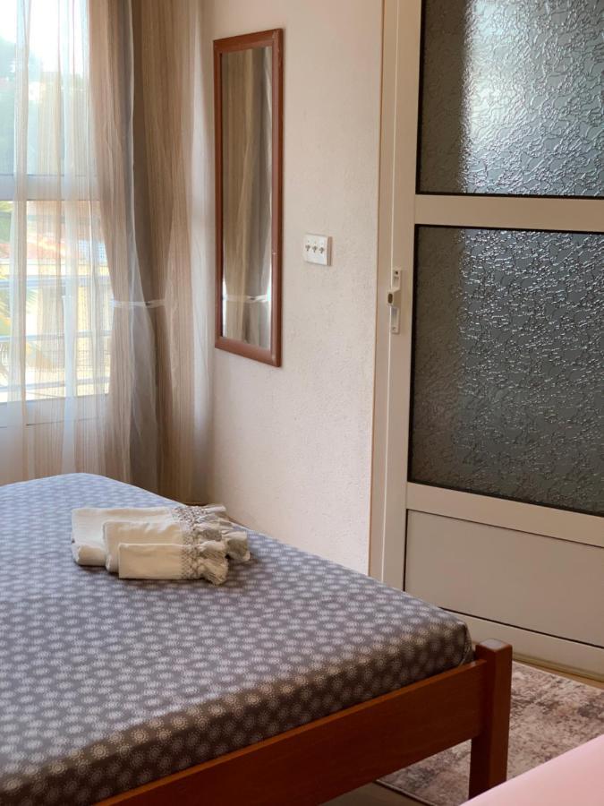 Guest House Nuhii Ulcinj Buitenkant foto